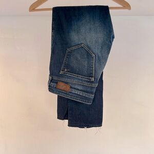 Mavi distressed jeans